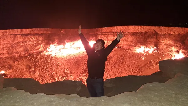 Darvaza Gas Crater ("Gates of Hell"): A Complete Guide to Turkmenistan's Main Attraction - фото 6