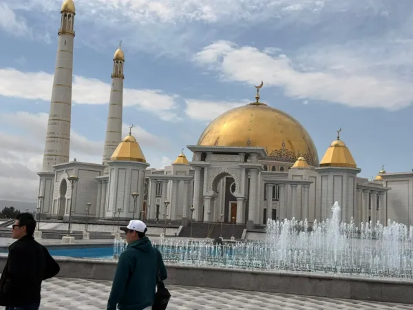 The Complete Guide to Ashgabat: Exploring the White Marble Capital of Central Asia - фото 11