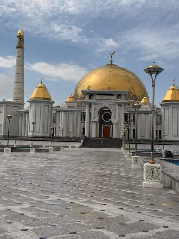 The Complete Guide to Ashgabat: Exploring the White Marble Capital of Central Asia - фото 6