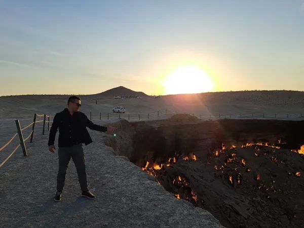 Darvaza Gas Crater ("Gates of Hell"): A Complete Guide to Turkmenistan's Main Attraction - фото 15