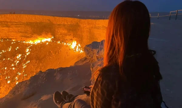 夜幕下的达瓦札：通往“地狱之门”难忘之旅的完整指南