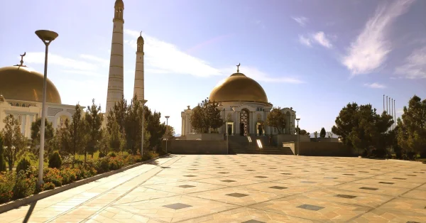 Best Photo Spots in Ashgabat: A Guide for Photographers and Travelers