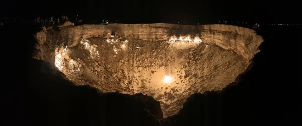 8-Day Turkmenistan Highlights Tour: Yangykala Canyon, Merv and Darvaza Crater