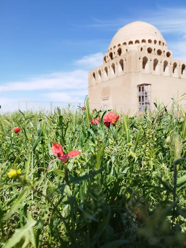 9-Day Turkmenistan Highlights Expedition: Ashgabat, Merv, Yangykala & Darvaza